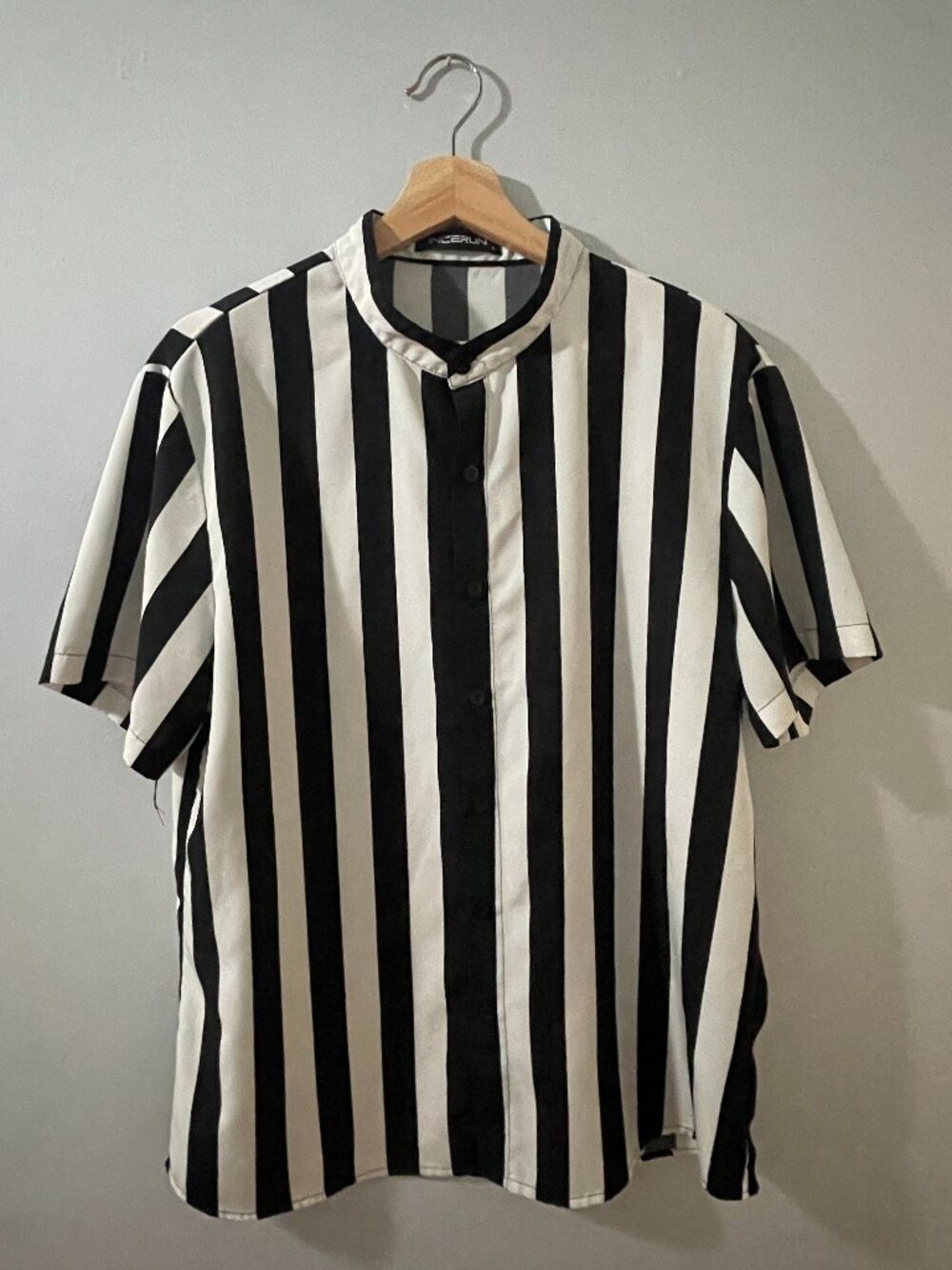 Vertical Stripes Short Sleeve Shirt